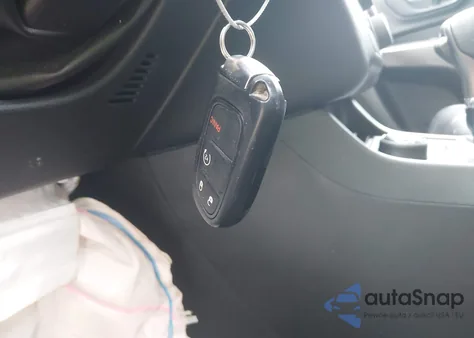 2020 Jeep Cherokee Latitude Plus 4X4 from USA, damaged, VIN 1C4PJMLB5LD551599